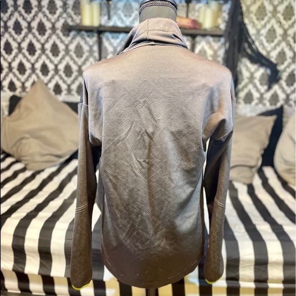 Fabletics Bra & Wrap Set Neon Green/Yellow Grey - Picture 3 of 10